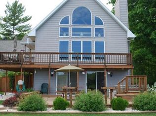 5796 W Carlsville Rd, Sturgeon Bay, WI 54235