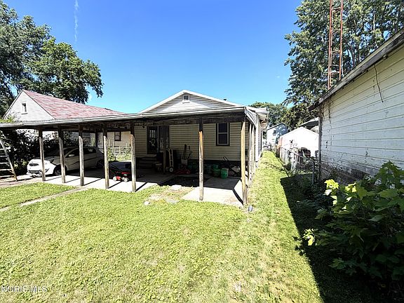 2nd image of 5839 Artwell Dr