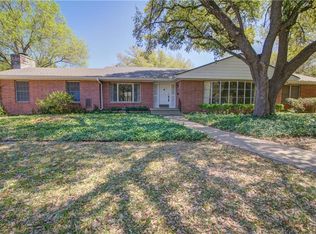 2625 Old Oaks Dr, Waco, TX 76710