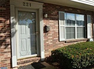 221 W 34th St, Wilmington, DE 19802