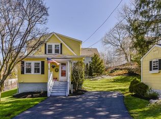 25 Fleming St, Dedham, MA 02026