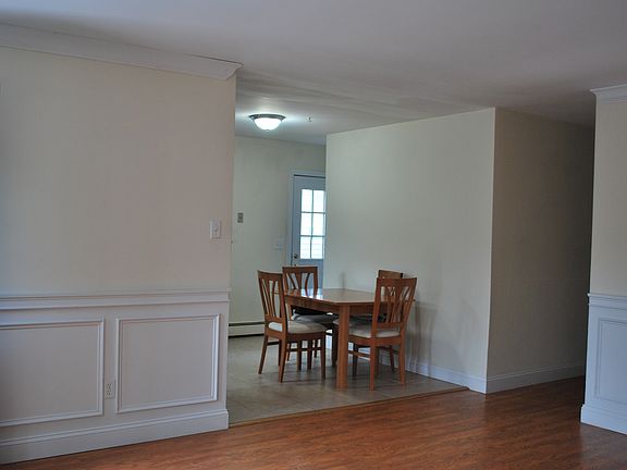 4th image of 39 Willow Rd