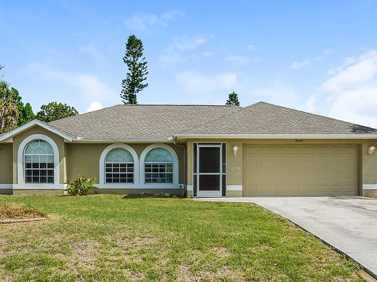 3644 Ribera Ave — Photo 1