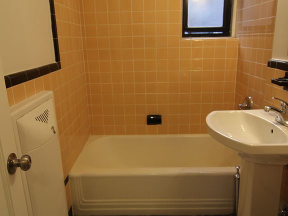 5th image of 30-70 48th St #2C