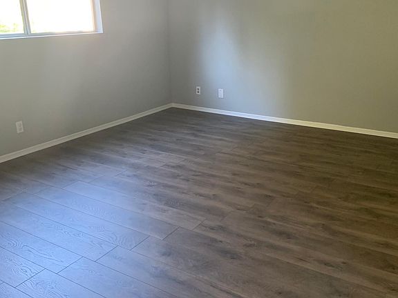 5th image of 3422 Chapman St