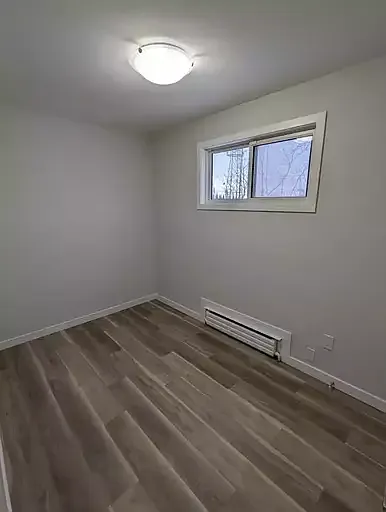 511 Munroe Ave #3 — Photo 9