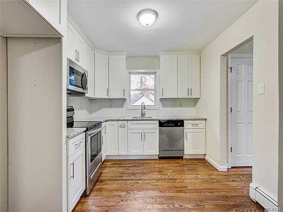 5th image of 22 Main Ave
