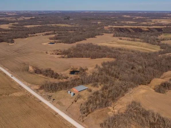 320th Ave, Chariton, IA 50049