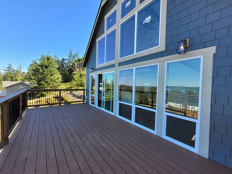 Extended View deck