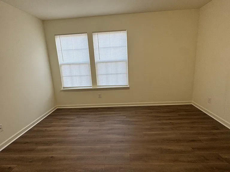 665 Bridgebend Run — Photo 15