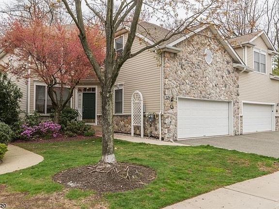 2nd image of 47 Oconnor Cir