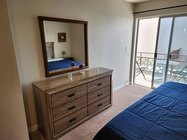 1702 W Tuckey Ln #201 — Photo 8