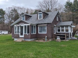 1210 Sunset Dr, Willsboro, NY 12996