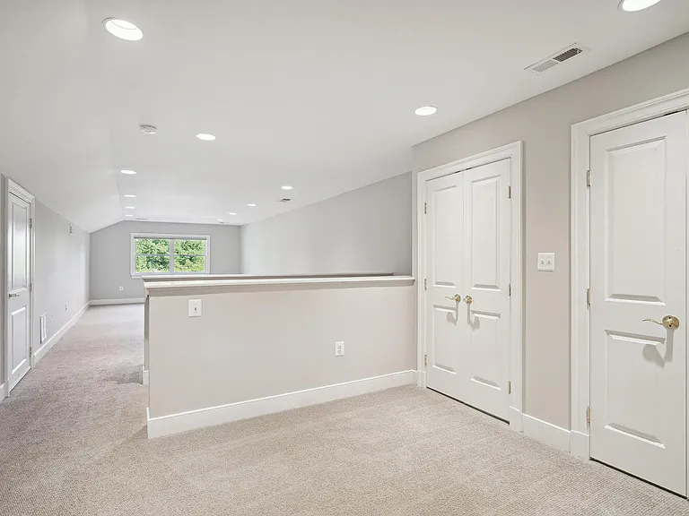 1530 Forest Villa Ln — Photo 31
