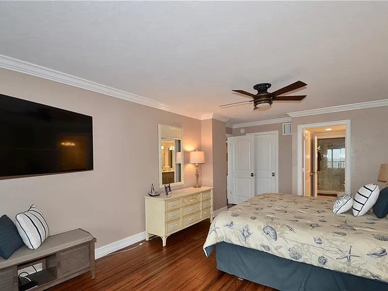 10851 Gulf Shore Dr #1402 — Photo 15