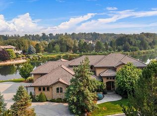 512 E Laguna Shore Ln, Eagle, ID 83616