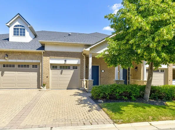 1169 Dorval Dr #19, Oakville, ON L6M 4V7