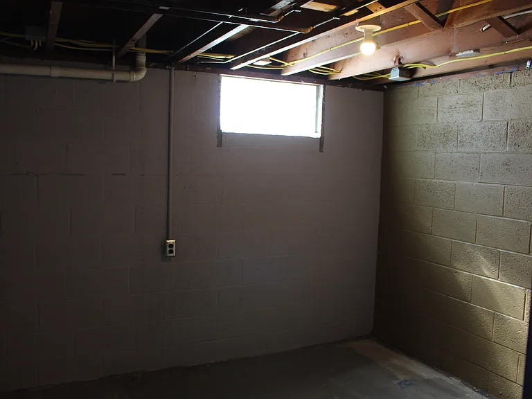 13553 Mayfield Rd — Photo 24