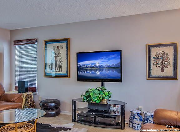 4th image of 9423 Winding Elm Pl