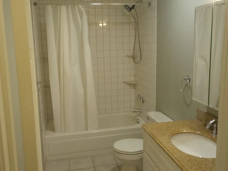 238 Downey Dr — Photo 25