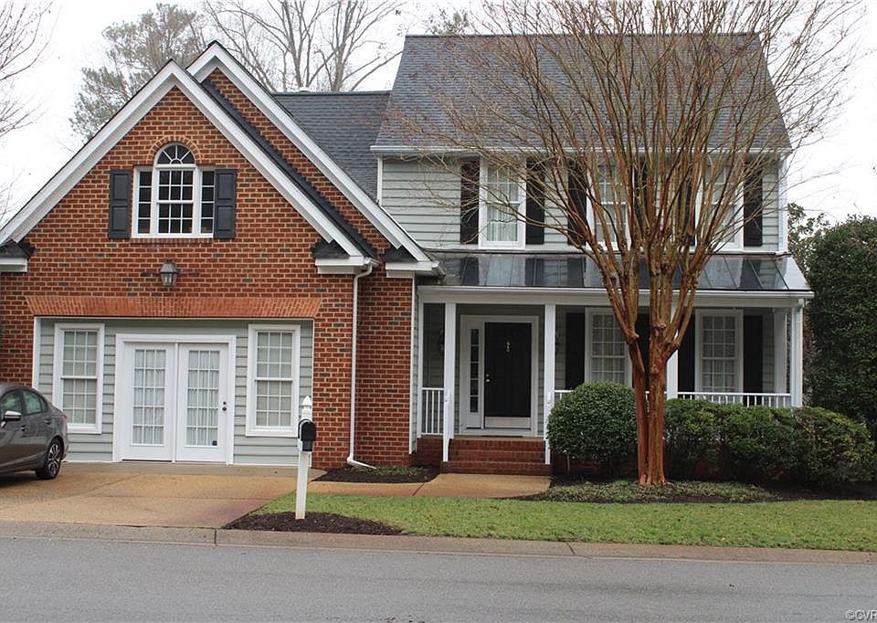 1st image of 9360 Charter Lake Dr