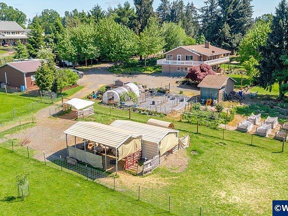 5th image of 8471 Tyrone Ln SE