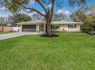 1472 Georgetowne Dr, Sarasota, FL 34232