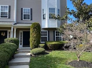 18 Turtle Ct, Delanco, NJ 08075