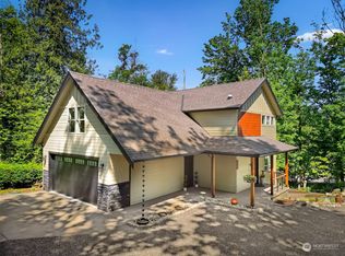 9685 Axlund Rd, Lynden, WA 98264