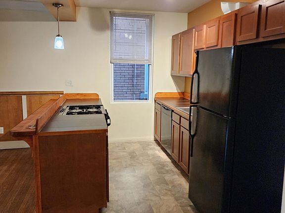 5th image of 5516 Baywood St #1
