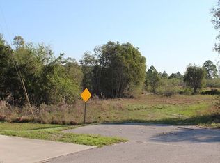 Cove Lake Rd, Lehigh acres, FL 33974