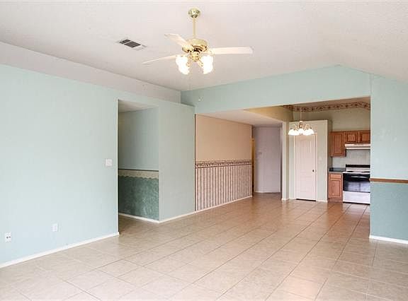4th image of 5143 Garden Oak Pl