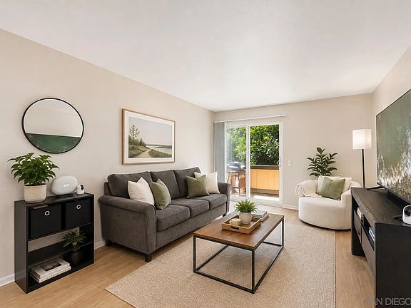 2nd image of 868 E Alvarado St APT 28