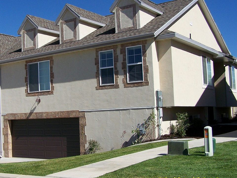 1st image of 2901 E Somerset Dr