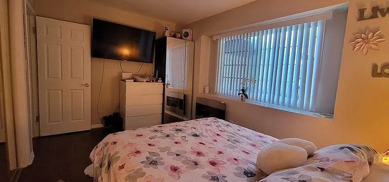 7913 Royer Ave — Photo 24