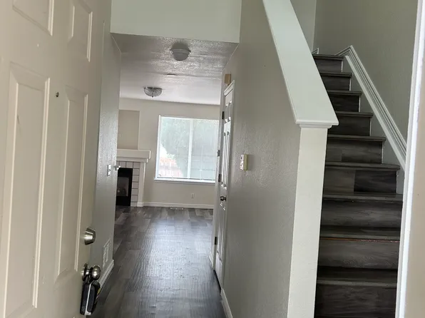 1265 S Zeno Cir, Aurora, CO 80017