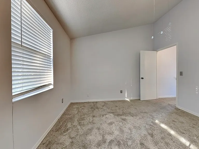 111 E 1st St #16 — Photo 9