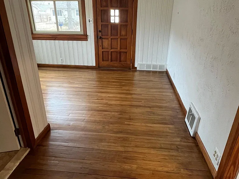 9045 Millward Ave — Photo 2