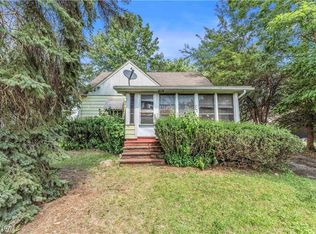 12931 Fruitside Rd, Garfield Heights, OH 44125