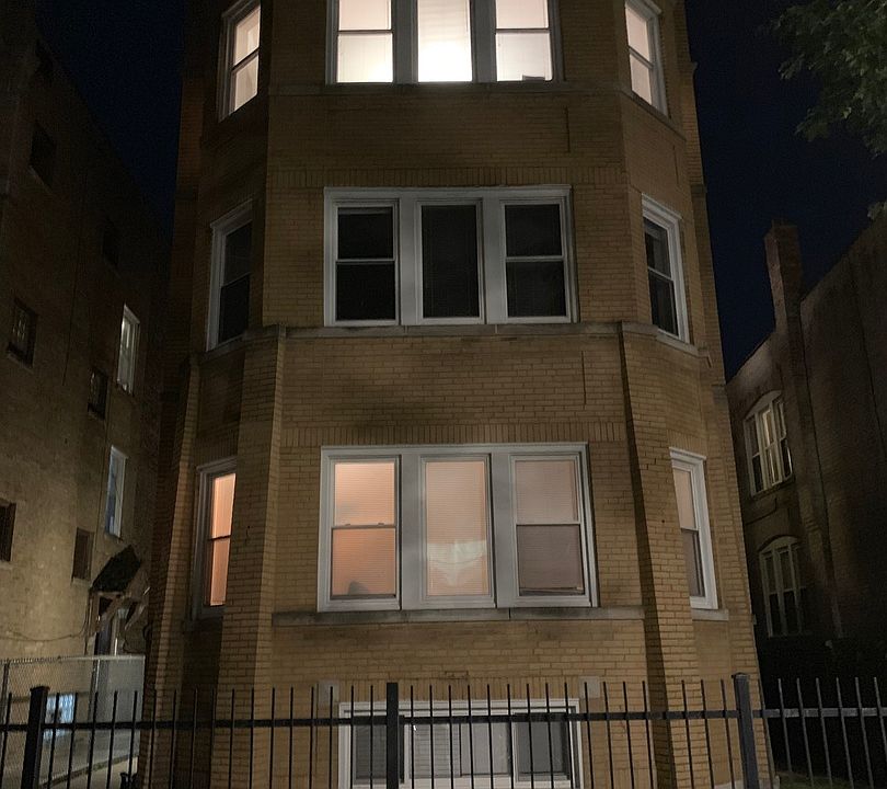 1st image of 6215 N Oakley Ave APT 3