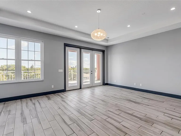 701 E 3rd Ave #PENTHOUSE — Photo 18