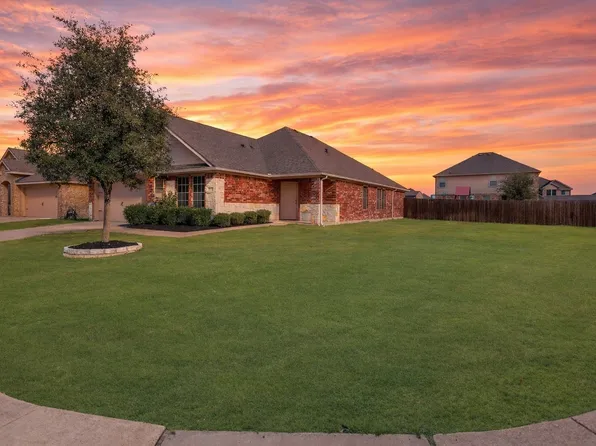 2700 Tanner St, Forney, TX 75126