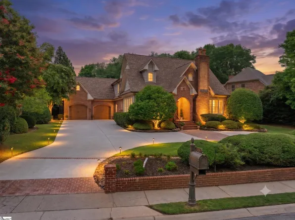 10 Knightsbridge Dr, Simpsonville, SC 29681