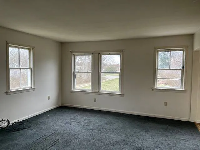 1 bed, 1.0 bath, $575 — Photo 2