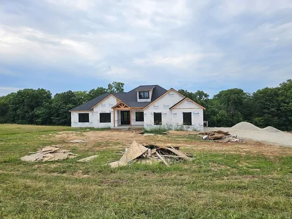5347 Saint Louis Rock Rd, Villa Ridge, MO 63089