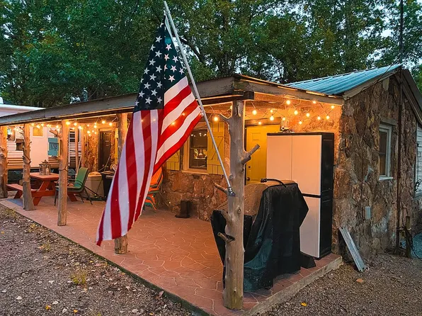 652 Diamond Bay Rd, Elizabeth, AR 72531