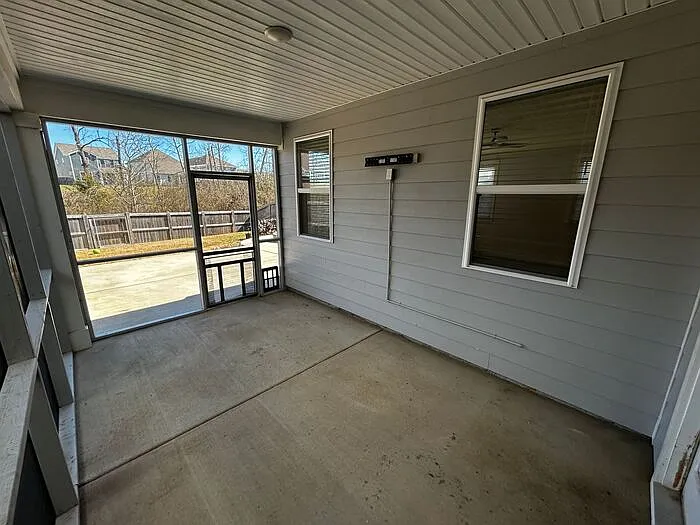137 Foxhall Dr — Photo 23
