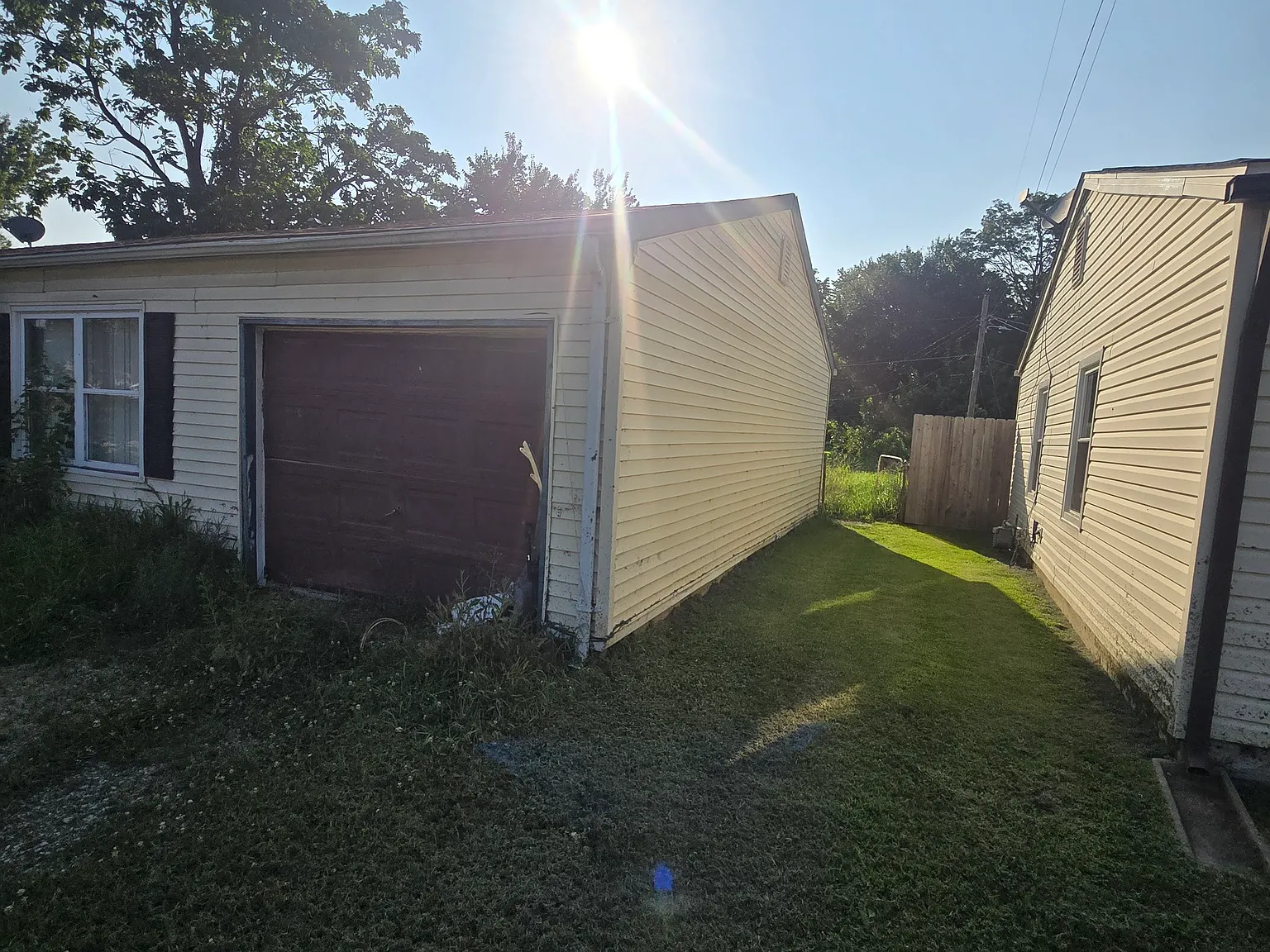 2 bed, 924 sqft, $900 — Photo 2