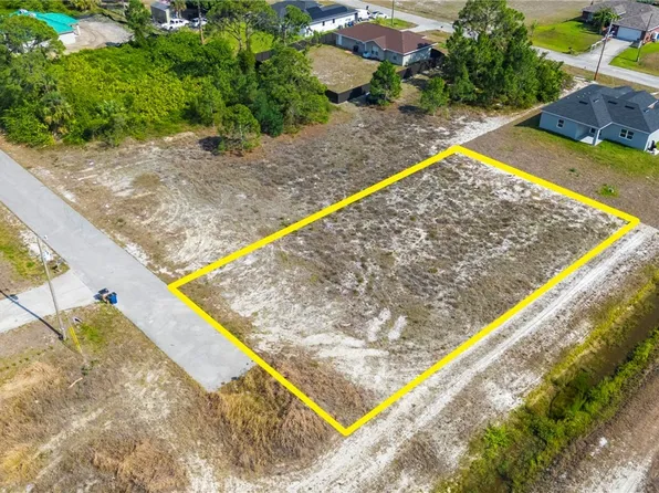 2615 38th St SW, Lehigh Acres, FL 33976