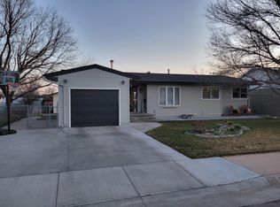 212 N Cherokee Rd, Mccook, NE 69001